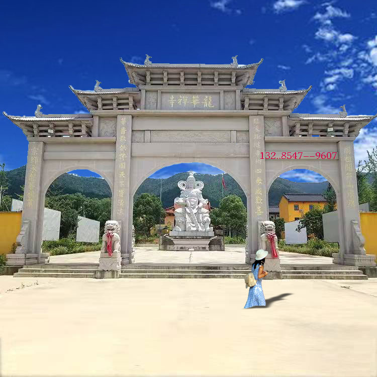 村口牌坊特色構(gòu)建造型與石雕大門(mén)批發(fā)圖片