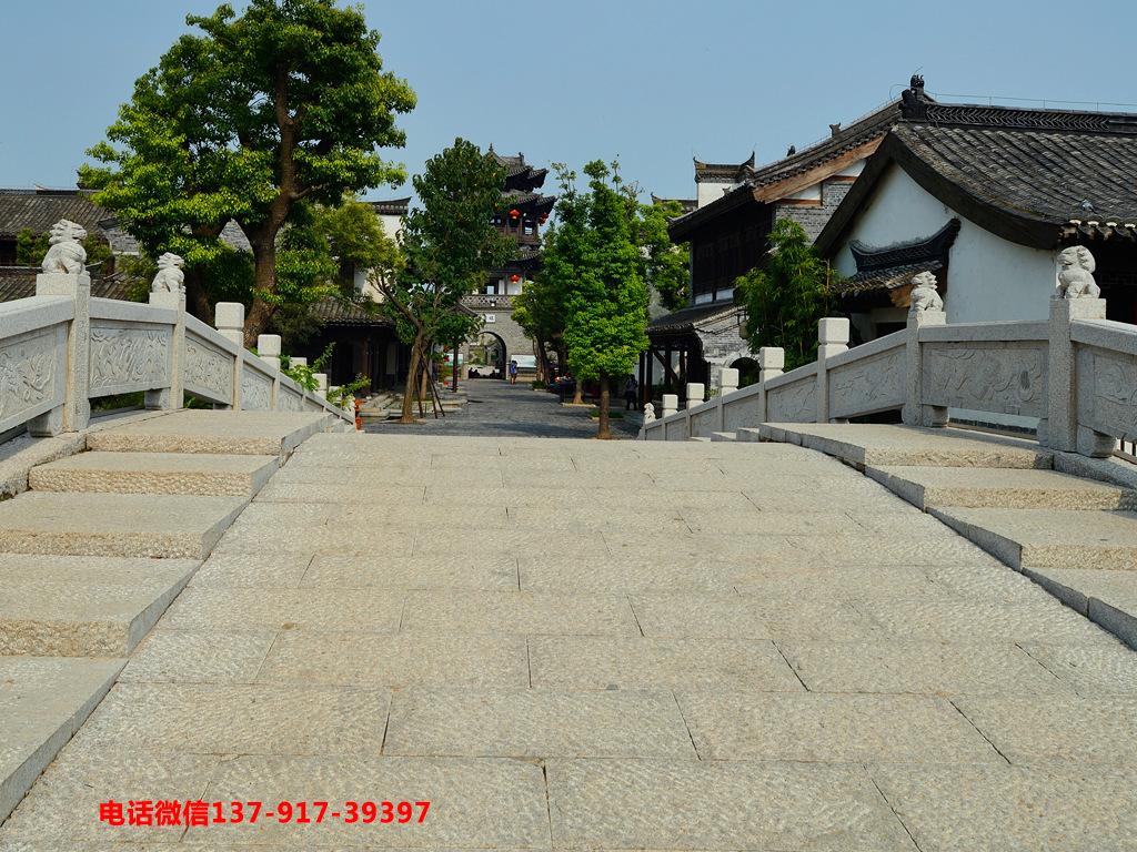青石板道路鋪設圖片